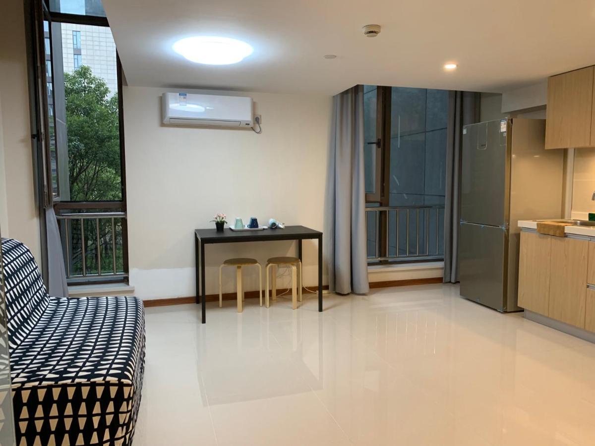 Inestin Shanghai Apt Waigaoqiao Buitenkant foto