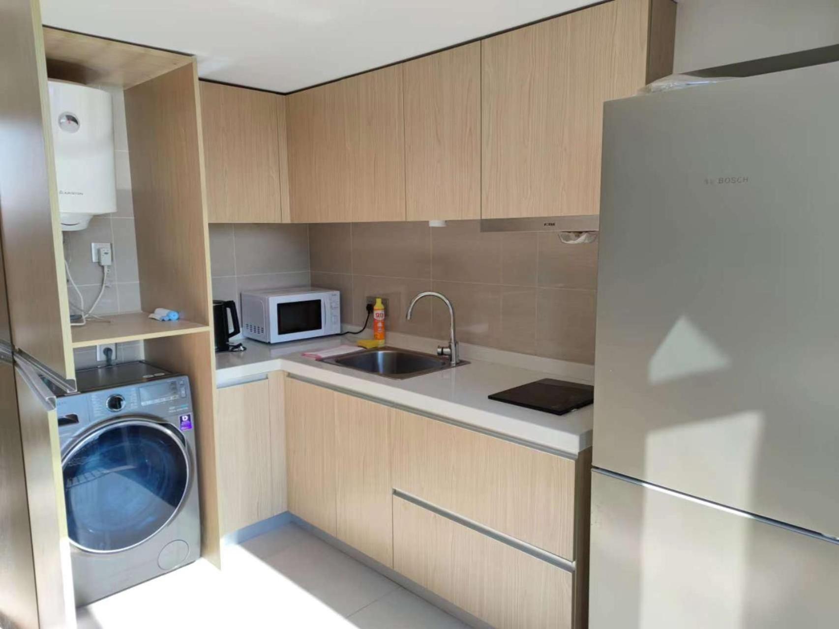 Inestin Shanghai Apt Waigaoqiao Buitenkant foto
