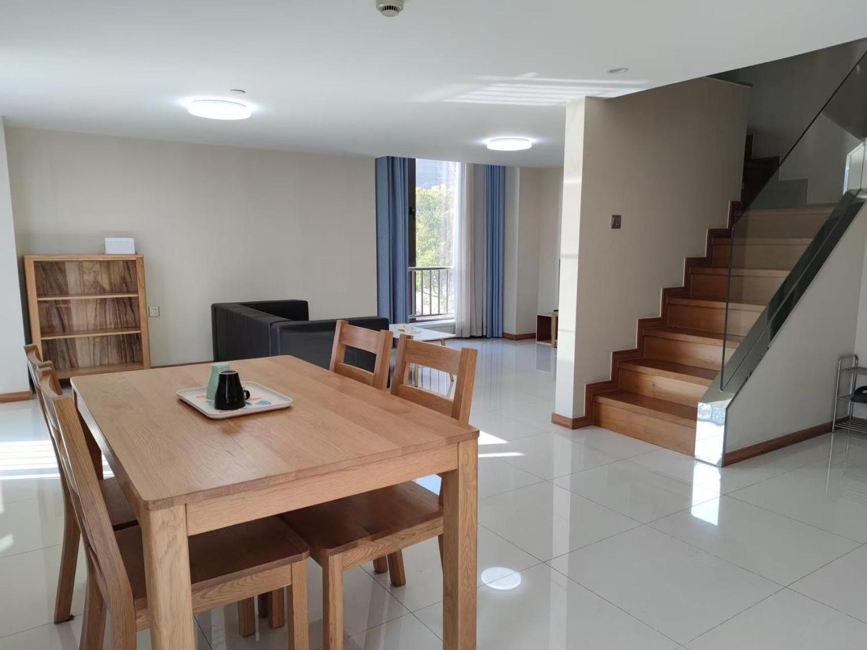 Inestin Shanghai Apt Waigaoqiao Buitenkant foto