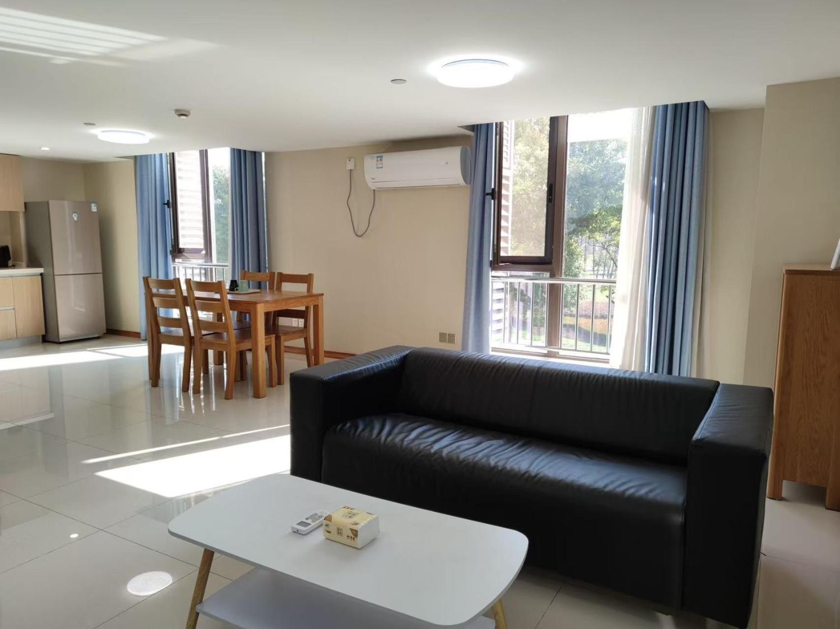 Inestin Shanghai Apt Waigaoqiao Buitenkant foto